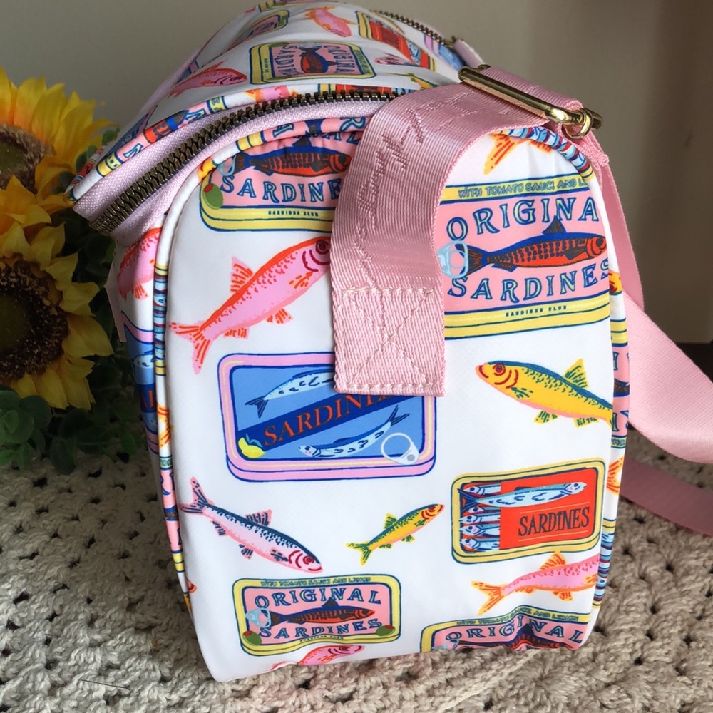 Betsey Johnson White Crossbody Lunch Tote with Multicolor Sardine Print - Picture 5 of 11